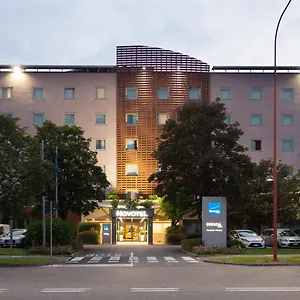 4* Hotel Novotel Due