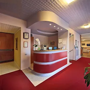 3* Hotel Cristallo